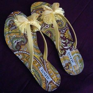 Brand new women's dress flip flops Alfani